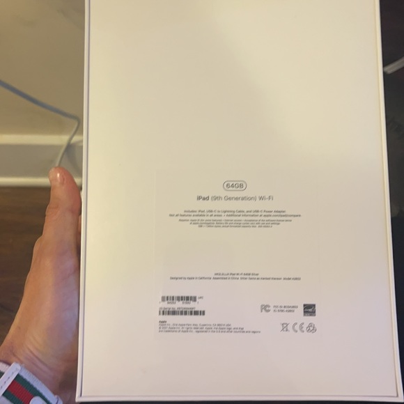 Apple - Picture 2 of 4